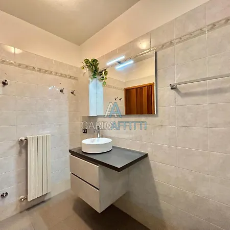 Appartamento Perla - Desenzano Garda - Gardaaffitti Com *