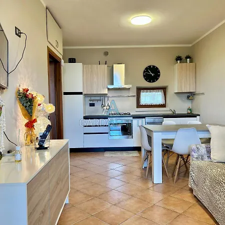 Appartamento Perla - Desenzano Garda - Gardaaffitti Com Desenzano del Garda